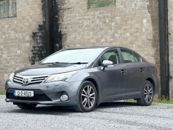 Toyota Avensis Saloon, Diesel, 2012, Grey