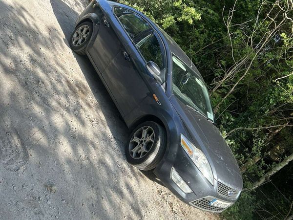 Ford Mondeo Hatchback, Diesel, 2010, Grey