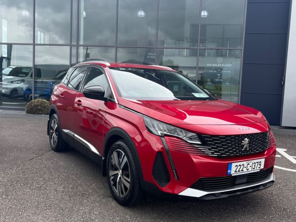 Peugeot 3008 MPV, Diesel, 2022, Red