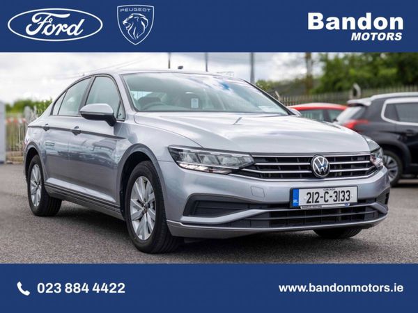 Volkswagen Passat Saloon, Diesel, 2021, Grey