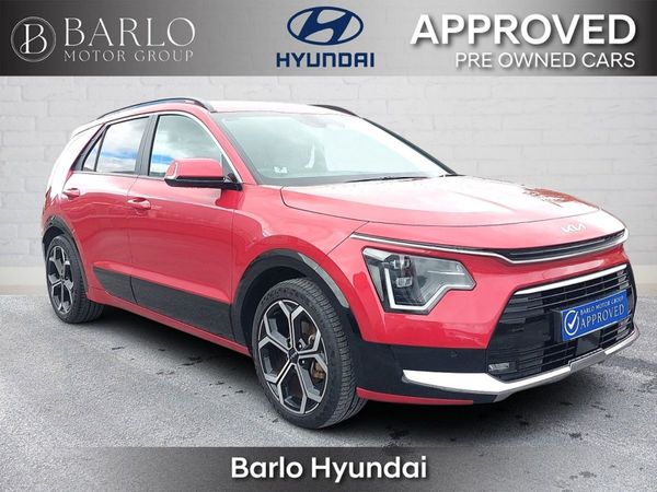 Kia Niro SUV, Petrol Hybrid, 2023, Red