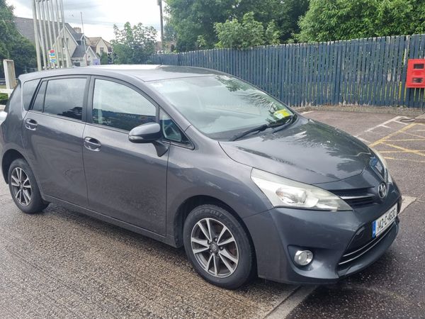 Toyota Verso MPV, Diesel, 2014, Grey