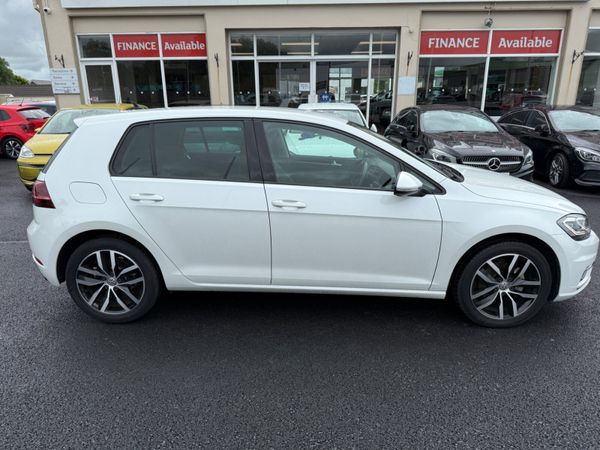 Volkswagen Golf Hatchback, Petrol, 2019, White