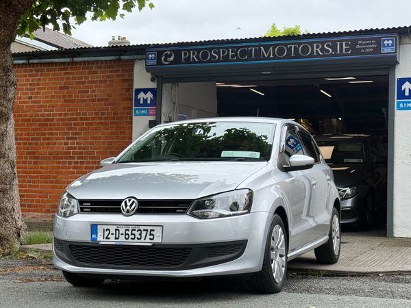 Volkswagen Polo Hatchback, Petrol, 2012, Silver
