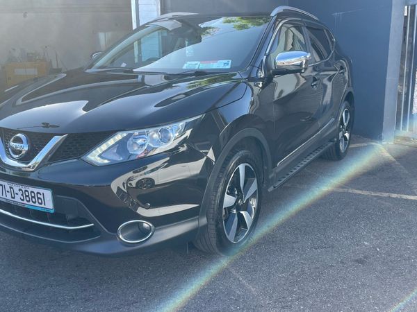 Nissan Qashqai SUV, Diesel, 2017, Black