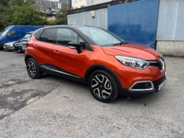 Renault Captur Hatchback, Diesel, 2014, Orange