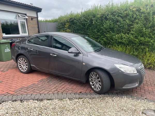 Opel Insignia Hatchback, Diesel, 2011, Grey