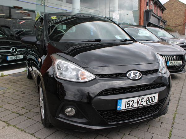 Hyundai i10 Hatchback, Petrol, 2015, Black