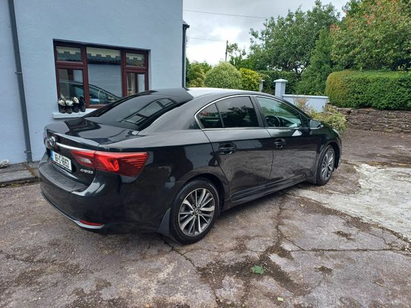 Toyota Avensis Saloon, Diesel, 2016, Black
