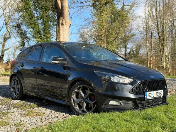 Ford Focus Hatchback, Diesel, 2015, Black