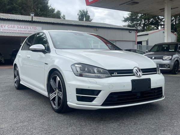Volkswagen Golf Hatchback, Petrol, 2015, White