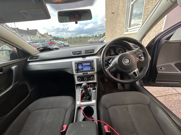 Volkswagen Passat Saloon, Diesel, 2013, Blue