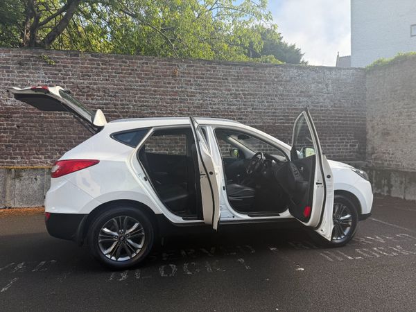 Hyundai ix35 SUV, Diesel, 2014, White