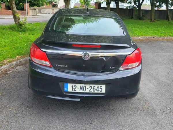 Vauxhall Insignia Saloon, Diesel, 2012, Black