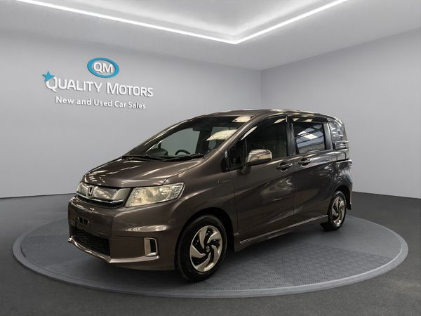 Honda Freed MPV, Petrol Hybrid, 2014, Grey