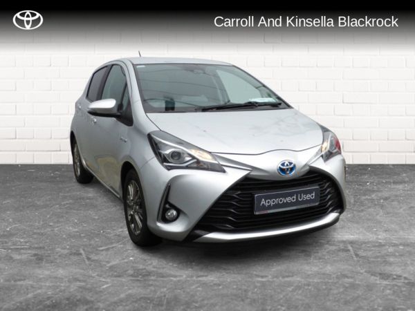Toyota Yaris Hatchback, Petrol Hybrid, 2019, Silver