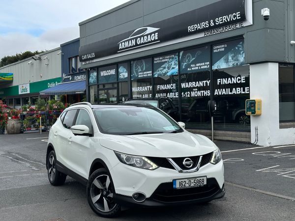 Nissan Qashqai Hatchback, Diesel, 2016, White