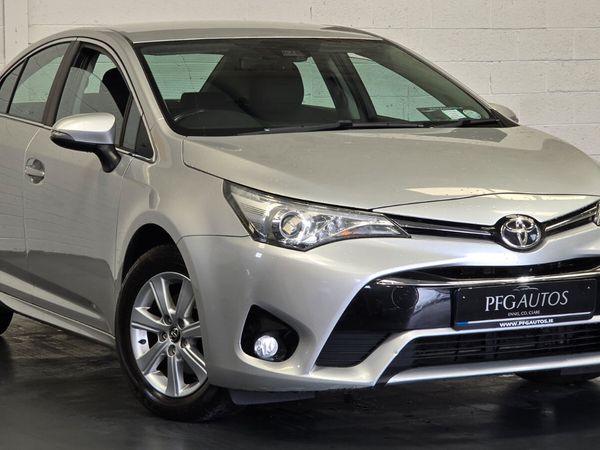 Toyota Avensis Saloon, Diesel, 2016, Silver