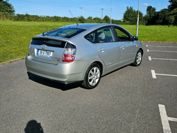 Toyota Prius Hatchback, Petrol Hybrid, 2005, Silver