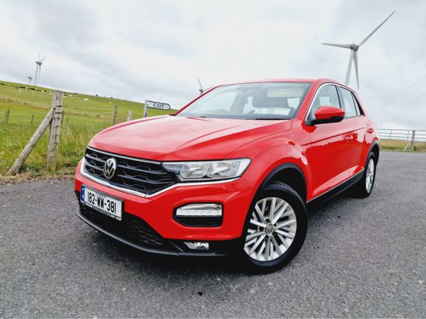 Volkswagen T-Roc Estate, Petrol, 2018, Red