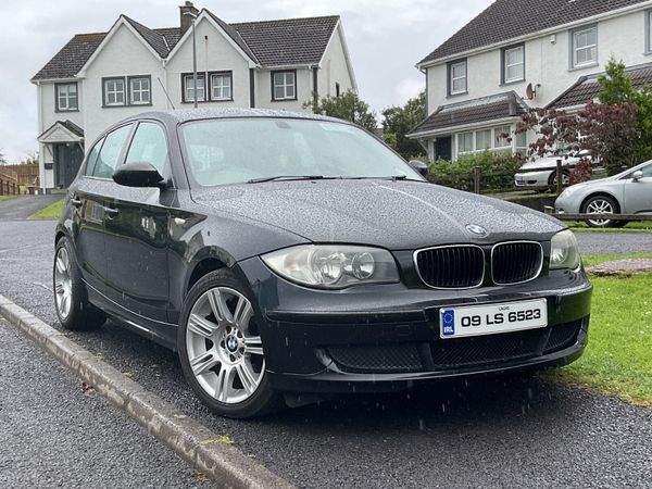 BMW 1-Series Hatchback, Diesel, 2009, Black