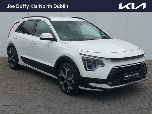 Kia Niro SUV, Petrol Hybrid, 2023, White