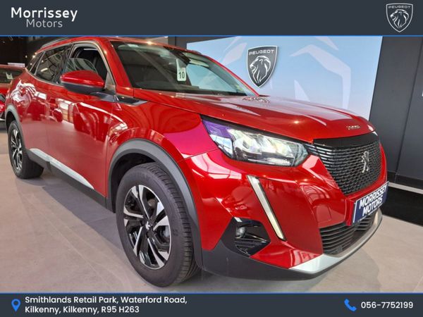 Peugeot 2008 MPV, Petrol, 2021, Red