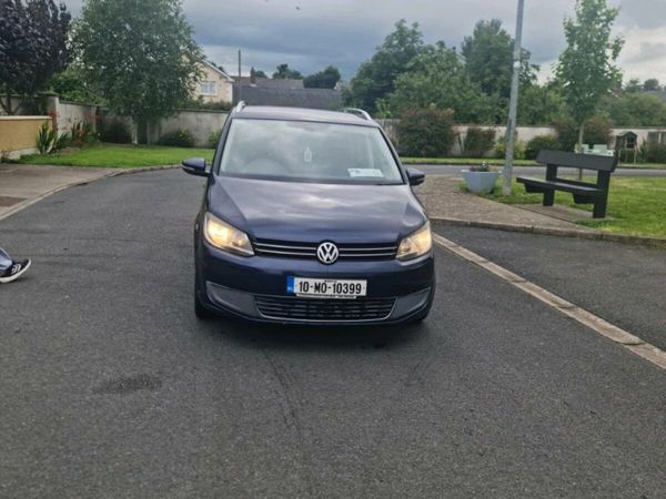 Volkswagen Touran MPV, Diesel, 2010, Blue