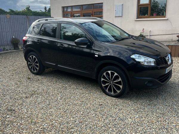 Nissan Qashqai Hatchback, Diesel, 2010, Black