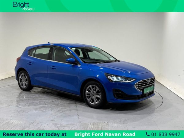 Ford Focus Hatchback, Petrol, 2022, Blue