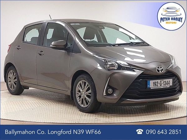Toyota Yaris MPV, Petrol, 2019, Grey