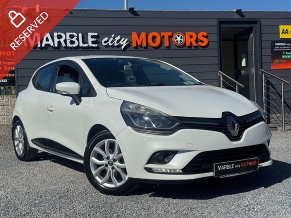 Renault Clio Hatchback, Petrol, 2017, White