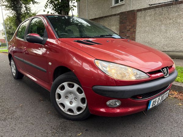 Peugeot 206 Hatchback, Petrol, 2005, Red