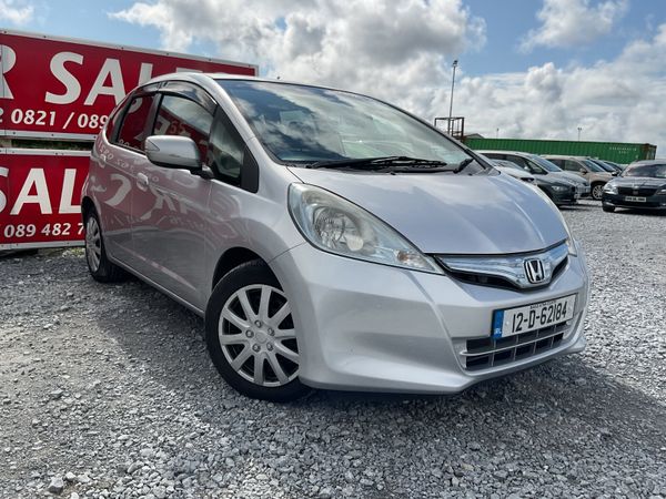 Honda Fit Hatchback, Petrol Hybrid, 2012, Silver