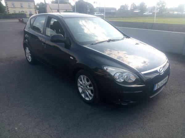 Mazda Demio MPV, Petrol, 2010, Black