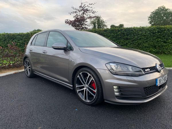Volkswagen Golf Hatchback, Diesel, 2016, Grey
