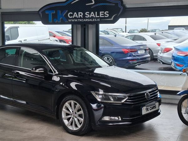 Volkswagen Passat Saloon, Diesel, 2018, Black