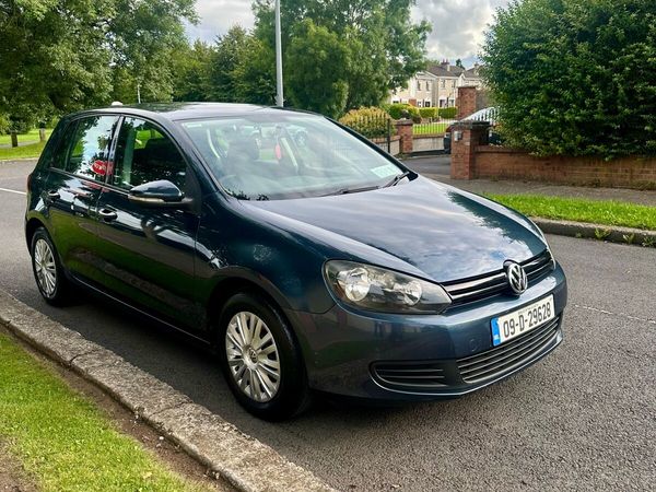 Volkswagen Golf Hatchback, Petrol, 2009, Blue