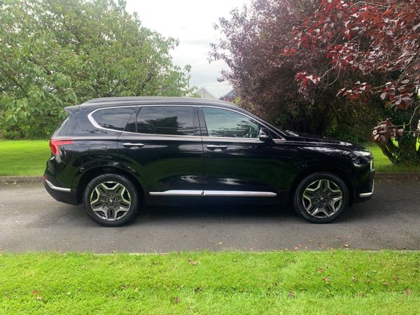 Hyundai Santa Fe SUV, Petrol Plug-in Hybrid, 2022, Black