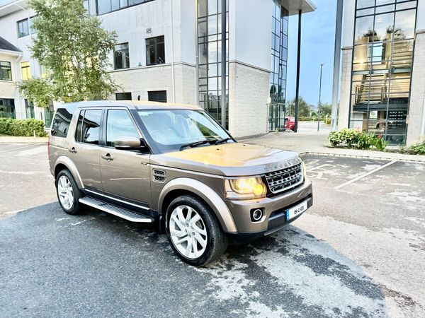 Land Rover Discovery SUV, Diesel, 2015, Gold