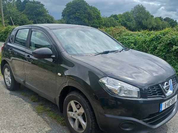 Nissan Qashqai Hatchback, Diesel, 2011, Black