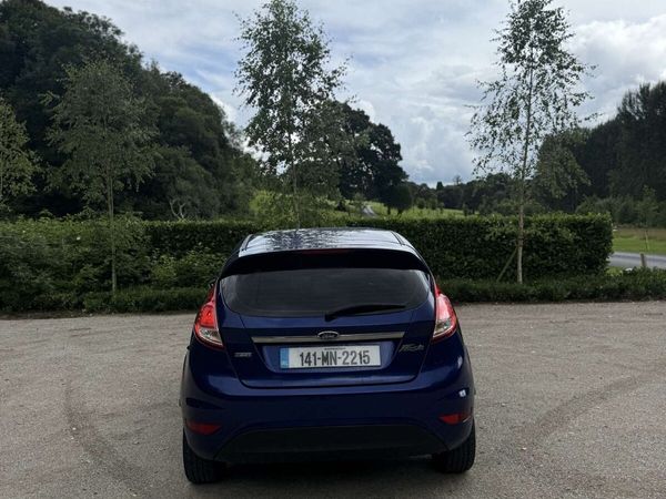Ford Fiesta Hatchback, Petrol, 2014, Blue