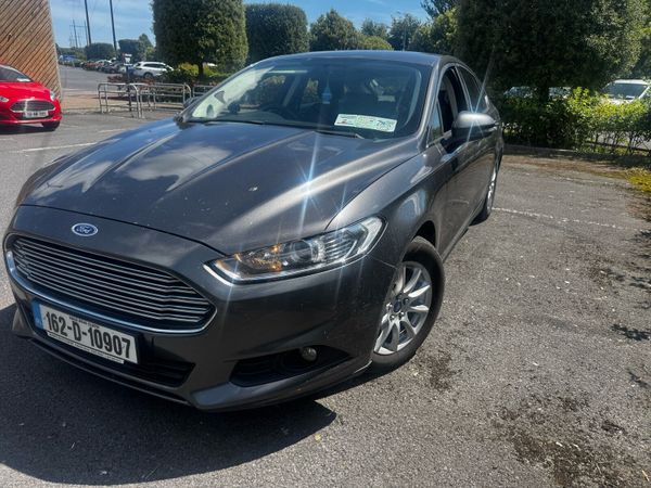 Ford Mondeo Hatchback, Diesel, 2016, Grey