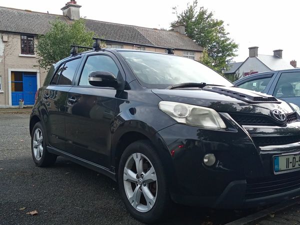 Toyota Urban Cruiser SUV, Diesel, 2011, Black