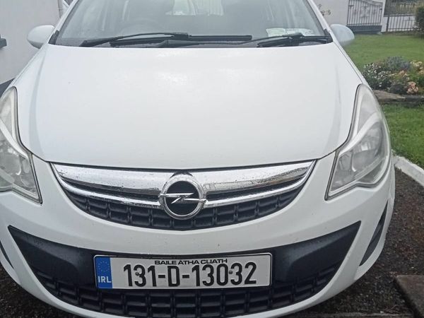Opel Corsa Hatchback, Petrol, 2013, White