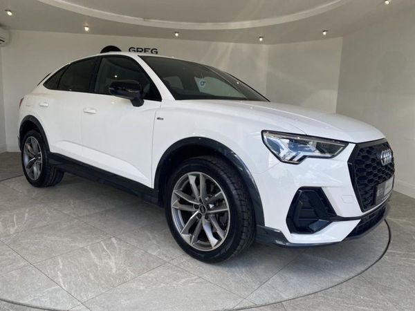 Audi Q3 SUV, Petrol, 2023, White