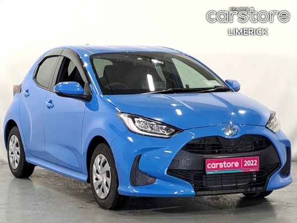 Toyota Yaris Hatchback, Petrol, 2022, Blue