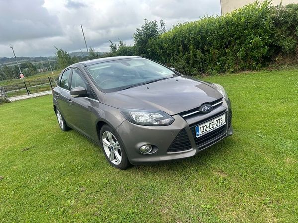 Ford Focus Hatchback, Diesel, 2013, Brown