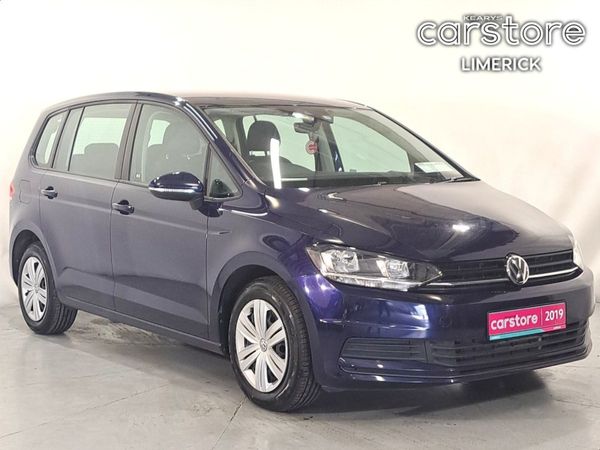 Volkswagen Touran Hatchback, Petrol, 2019, Blue