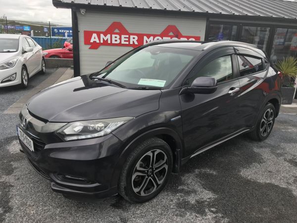 Honda Vezel SUV, Petrol Hybrid, 2017, Red